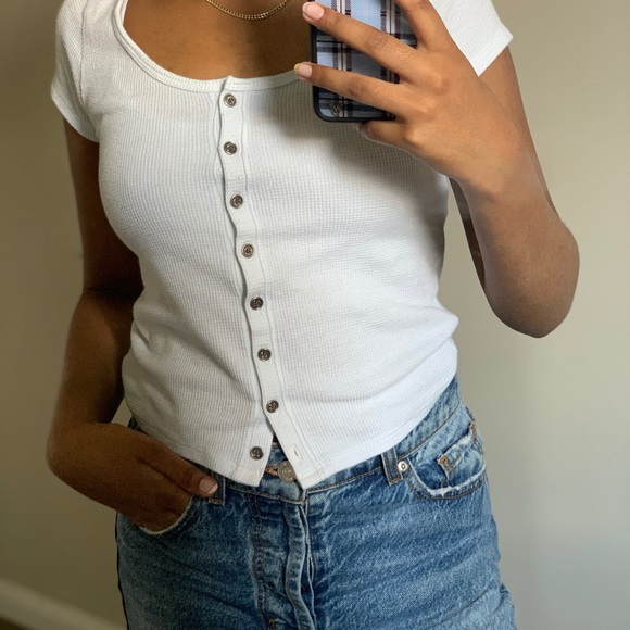 white button up top - Picture 3 of 3